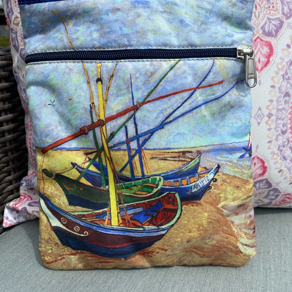 Breeke purse with sailboats & zipper